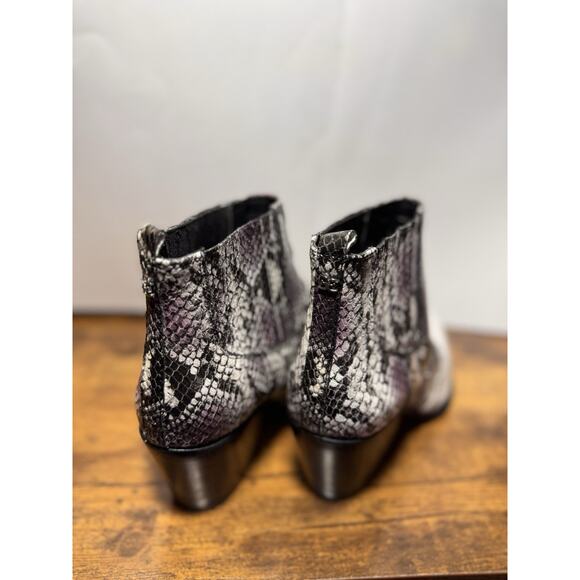 Sam Edelman Winona Bootie In Berry/White Snake Print Women’s Size 7.5 - Picture 10 of 12
